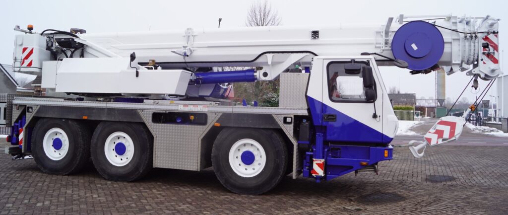 60 ton s telescoop kraan8